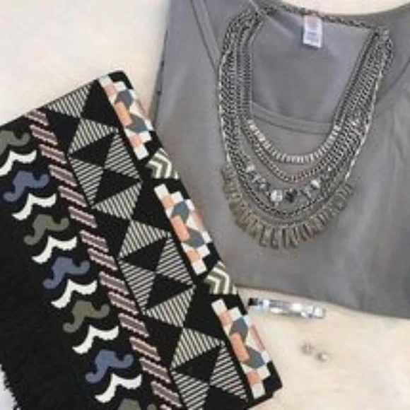 Stella & Dot | Black/Multi Embroidery Taj Clutch - Picture 6 of 10